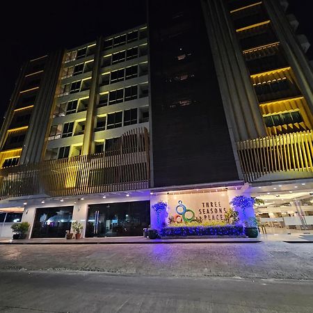 Three Seasons Bangkok Hotel Bagian luar foto