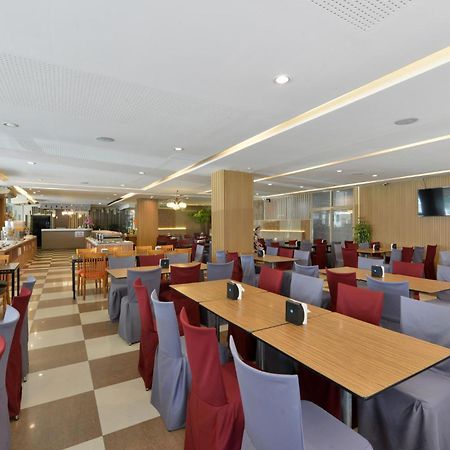 Three Seasons Bangkok Hotel Bagian luar foto
