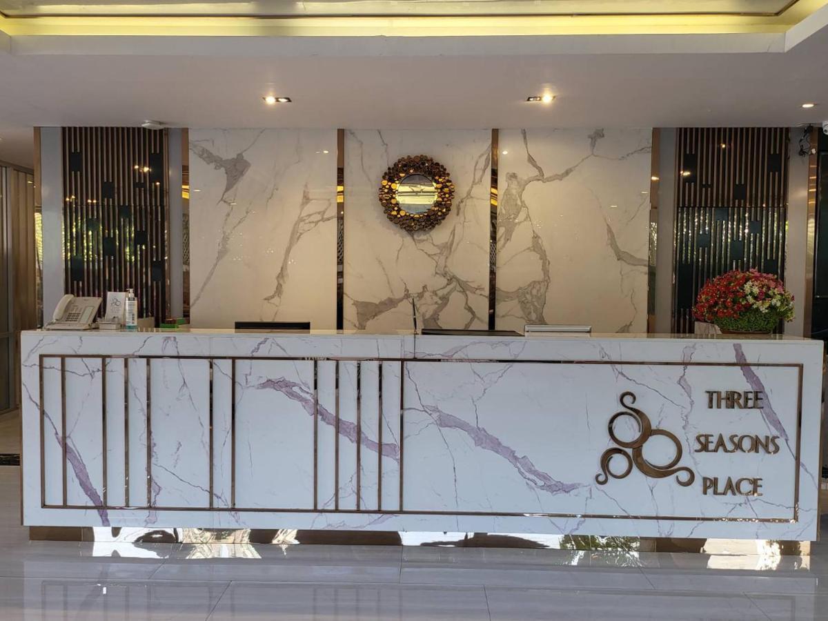 Three Seasons Bangkok Hotel Bagian luar foto